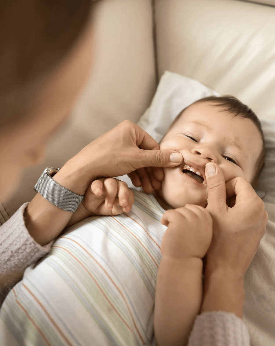 Comment reconnaître une dent de lait chez l’enfant ?