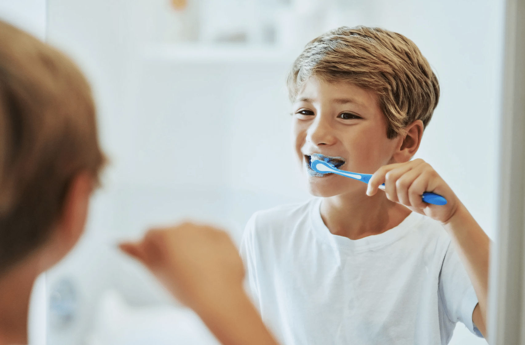 Est-ce normal que mon enfant ait des dents très petites ?
