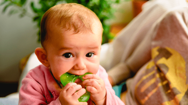 L’éruption dentaire peut-elle causer une perte d’appétit ?
