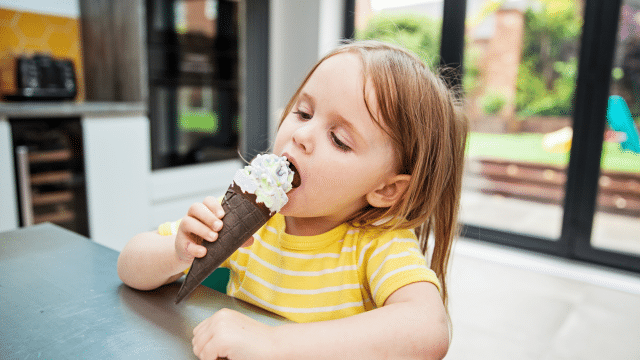 Faut-il éviter le sucre complètement chez l’enfant ou le limiter ?