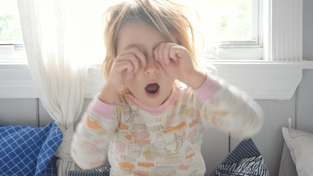 Pourquoi mon enfant a mauvaise haleine le matin ?